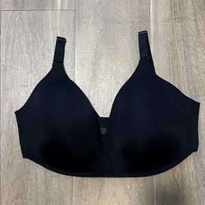 Soma Vanishing 360 Wireless Bra In Black, SIZE 42DD